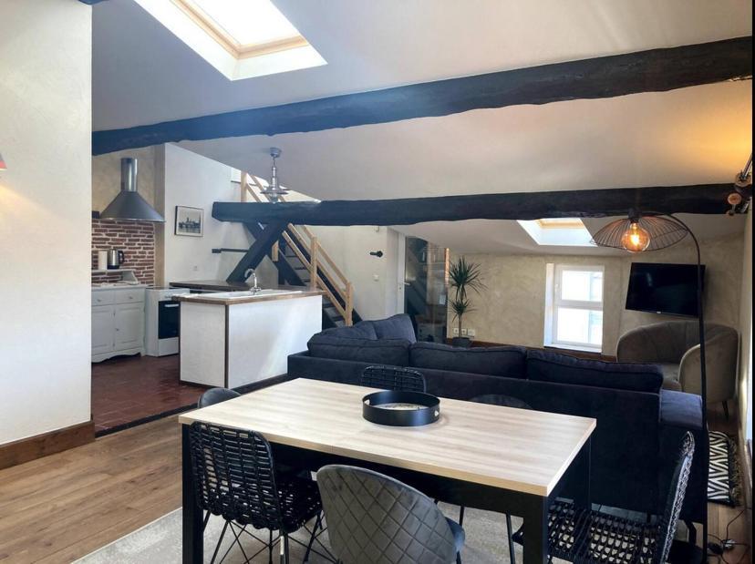 Market Square, Rooftop, 2 Chambres, All Inclusive Roanne Esterno foto